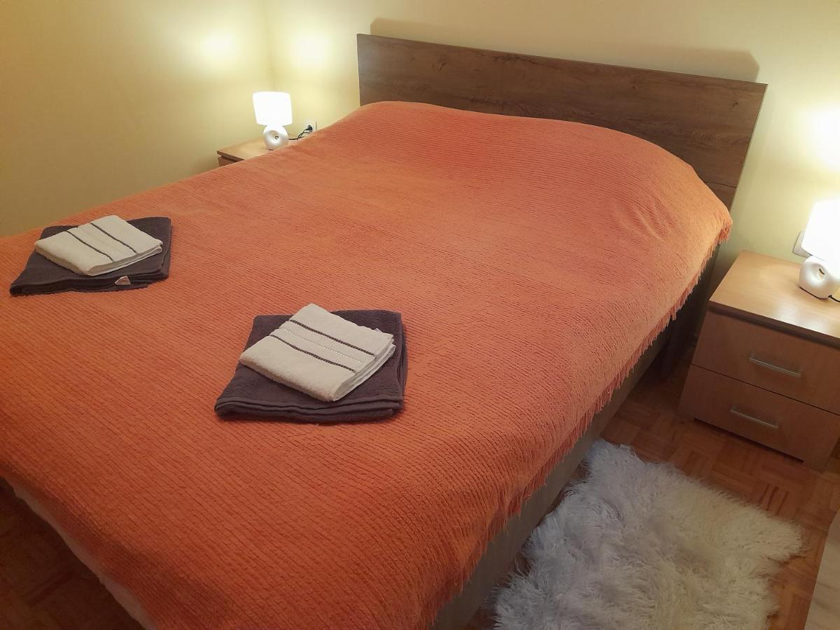 Pine Tree Apartment Szarajevó Kültér fotó